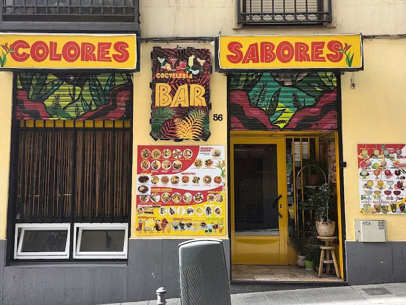 Bar-Restaurante Colores y Sabores Comida Senegalesa y Dominicana - Madrid