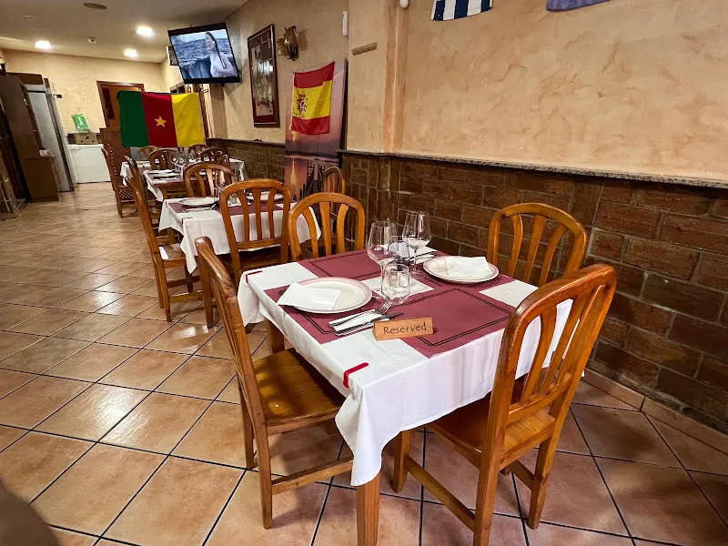 Bar TABLE AFRICAINE 🇨🇲 - Madrid