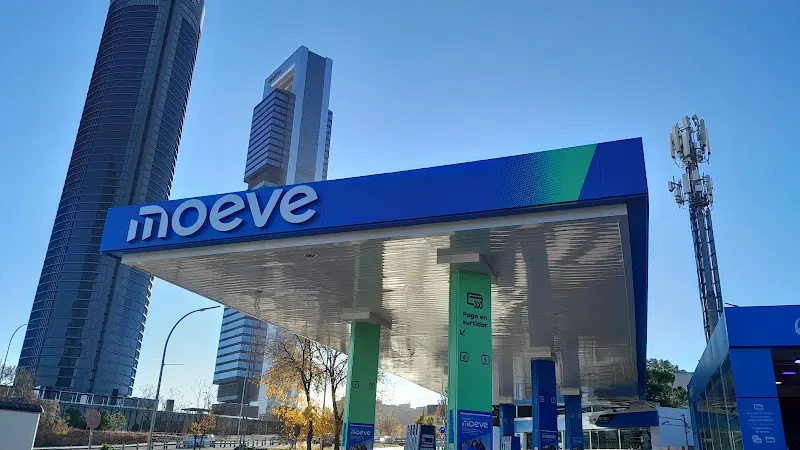 Estación de servicio Moeve - Madrid