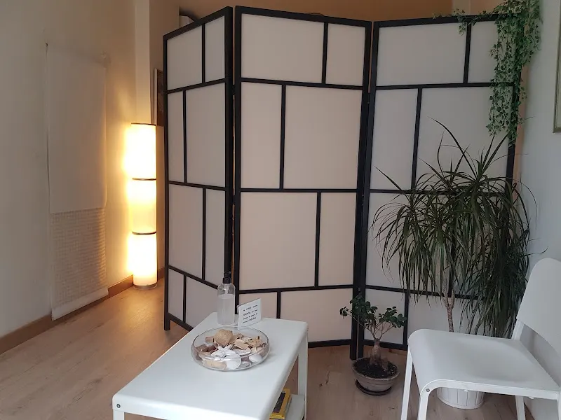 Aqua Masaje Osteopatía Acupuntura - Madrid