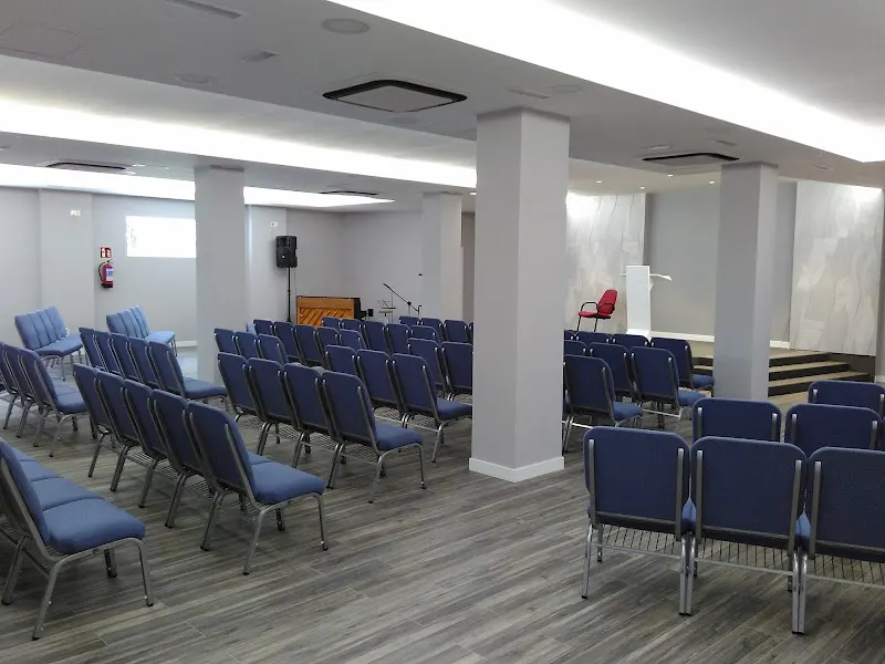 Iglesia Bautista Alameda de Osuna - Iglesia evangélica en Madrid - foto 2
