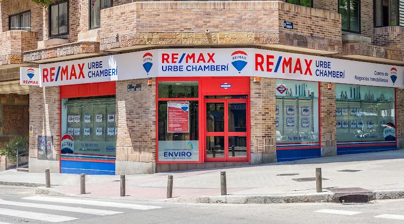 REMAX URBE CHAMBERI