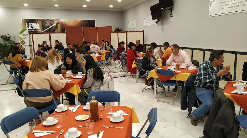 Iglesia Evangélica Cuerpo de Cristo y Comedor Gratis - Madrid
